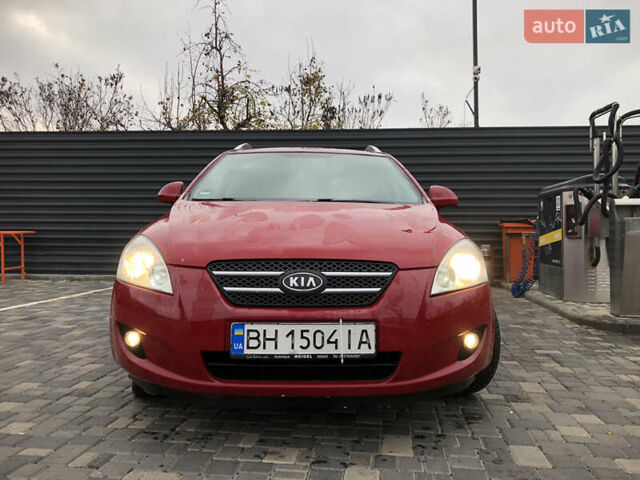 Красный Киа Сид, объемом двигателя 1.6 л и пробегом 248 тыс. км за 4599 $, фото 1 на Automoto.ua