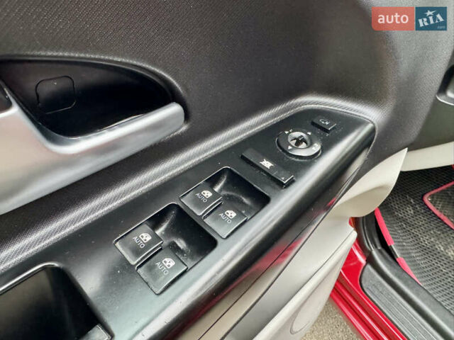 Червоний Кіа Сід, об'ємом двигуна 1.4 л та пробігом 214 тис. км за 5800 $, фото 31 на Automoto.ua