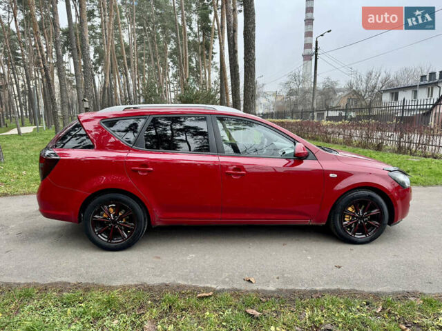 Червоний Кіа Сід, об'ємом двигуна 1.4 л та пробігом 214 тис. км за 5800 $, фото 27 на Automoto.ua
