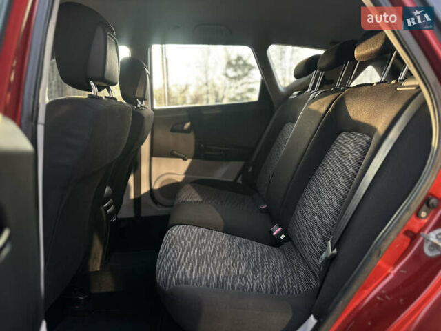 Красный Киа Сид, объемом двигателя 1.4 л и пробегом 224 тыс. км за 5600 $, фото 35 на Automoto.ua