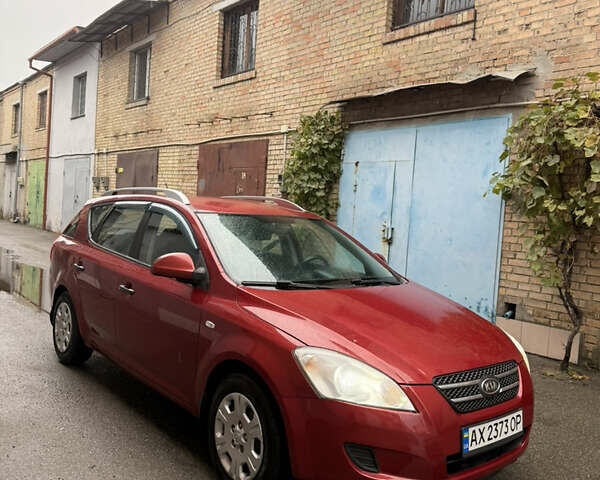 Красный Киа Сид, объемом двигателя 1.58 л и пробегом 207 тыс. км за 4500 $, фото 5 на Automoto.ua
