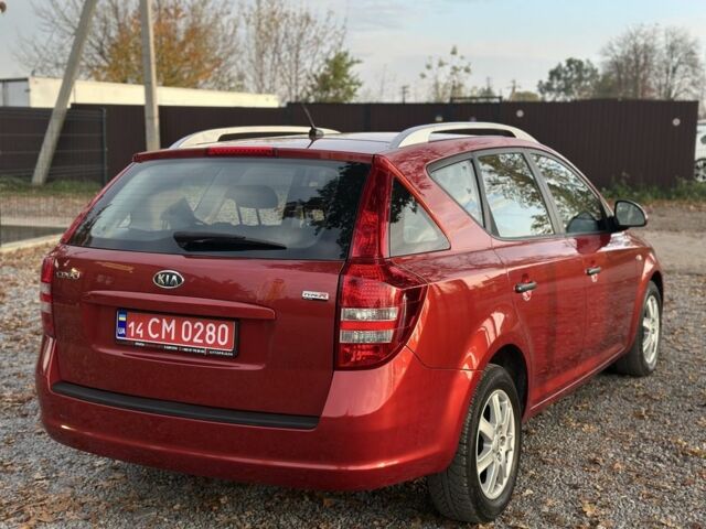 Красный Киа Сид, объемом двигателя 1.4 л и пробегом 224 тыс. км за 5600 $, фото 4 на Automoto.ua