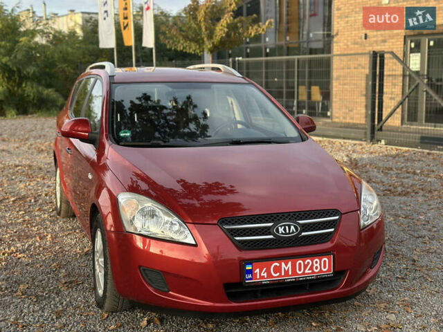 Красный Киа Сид, объемом двигателя 1.4 л и пробегом 224 тыс. км за 5600 $, фото 1 на Automoto.ua