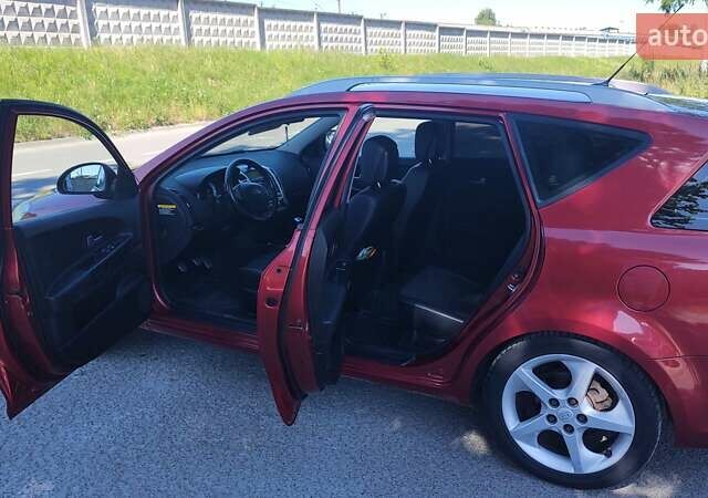 Киа Сид 2008 в Львове на Automoto.ua Красный Киа Сид, объемом двигателя 1.6 л и пробегом 218 тыс. км за 5200 $, фото 7 на Automoto.ua