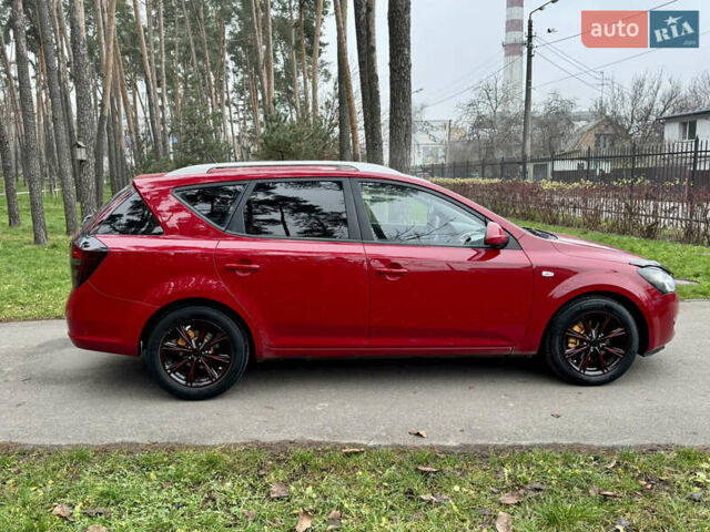 Червоний Кіа Сід, об'ємом двигуна 1.4 л та пробігом 214 тис. км за 5800 $, фото 9 на Automoto.ua