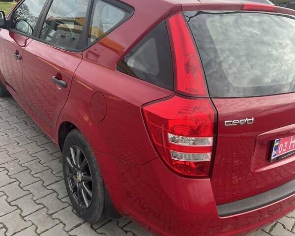 Киа Сид 2008 в Ковель на Automoto.ua Красный Киа Сид, объемом двигателя 1.4 л и пробегом 231 тыс. км за 5800 $, фото 5 на Automoto.ua