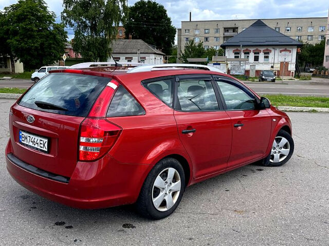 Красный Киа Сид, объемом двигателя 1.4 л и пробегом 224 тыс. км за 5200 $, фото 5 на Automoto.ua