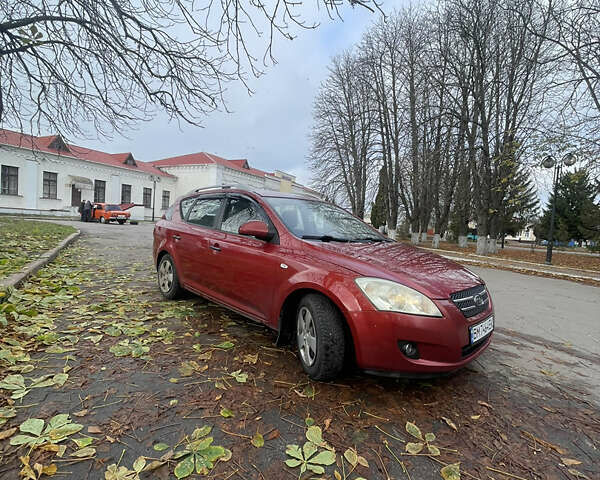 Красный Киа Сид, объемом двигателя 1.4 л и пробегом 234 тыс. км за 4750 $, фото 2 на Automoto.ua