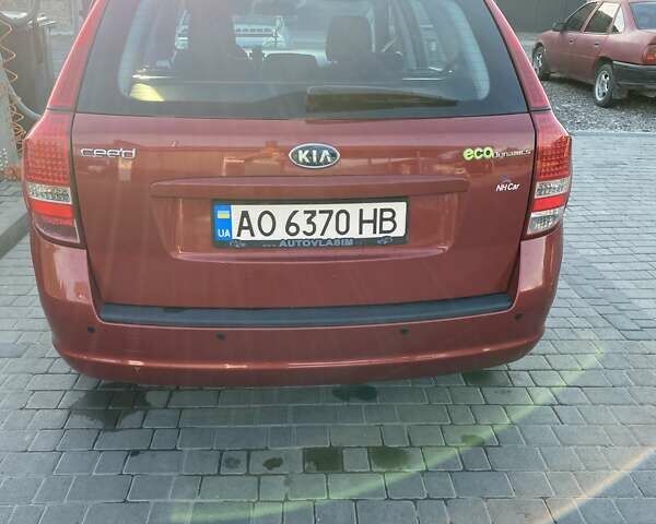 Червоний Кіа Сід, об'ємом двигуна 1.6 л та пробігом 395 тис. км за 5500 $, фото 11 на Automoto.ua