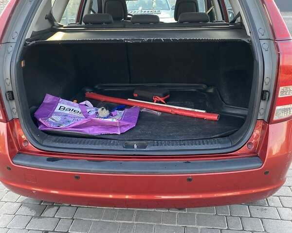 Червоний Кіа Сід, об'ємом двигуна 1.6 л та пробігом 395 тис. км за 5500 $, фото 12 на Automoto.ua