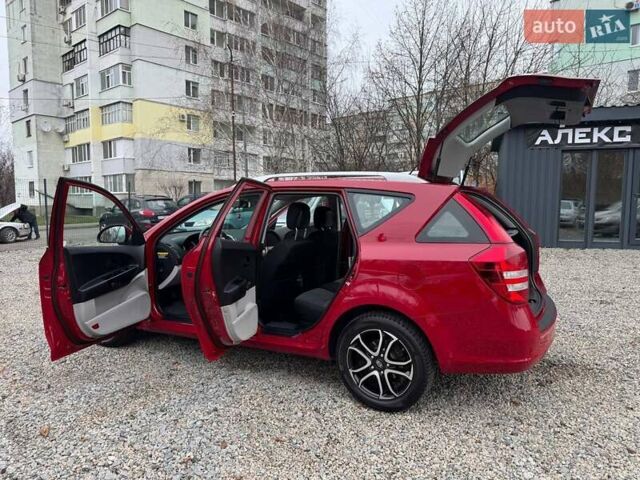 Червоний Кіа Сід, об'ємом двигуна 0 л та пробігом 108 тис. км за 5900 $, фото 44 на Automoto.ua