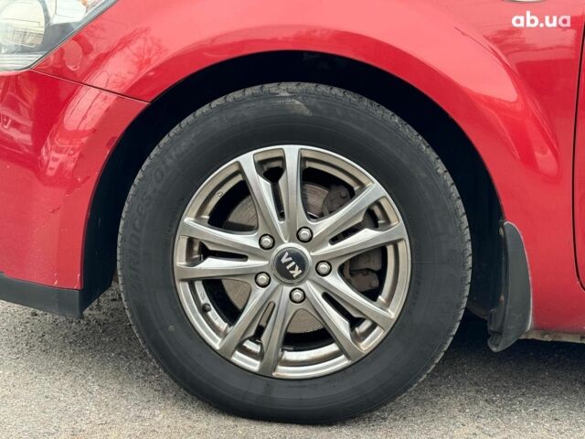 Красный Киа Сид, объемом двигателя 1.6 л и пробегом 267 тыс. км за 6890 $, фото 10 на Automoto.ua