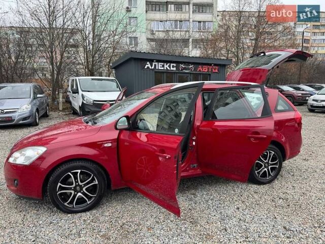 Червоний Кіа Сід, об'ємом двигуна 0 л та пробігом 108 тис. км за 5900 $, фото 41 на Automoto.ua