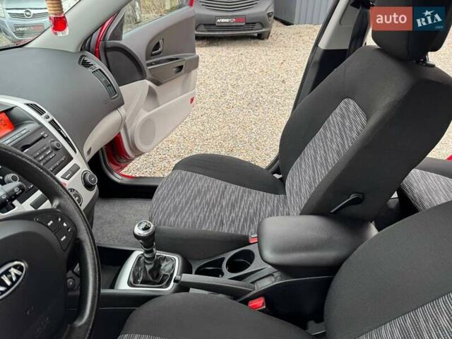 Червоний Кіа Сід, об'ємом двигуна 0 л та пробігом 108 тис. км за 5900 $, фото 26 на Automoto.ua