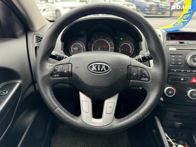 Красный Киа Сид, объемом двигателя 1.6 л и пробегом 267 тыс. км за 6890 $, фото 24 на Automoto.ua