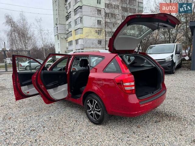 Червоний Кіа Сід, об'ємом двигуна 0 л та пробігом 108 тис. км за 5900 $, фото 46 на Automoto.ua