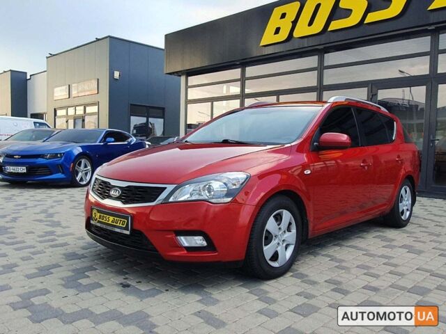 Красный Киа Сид, объемом двигателя 1.6 л и пробегом 253 тыс. км за 7300 $, фото 2 на Automoto.ua