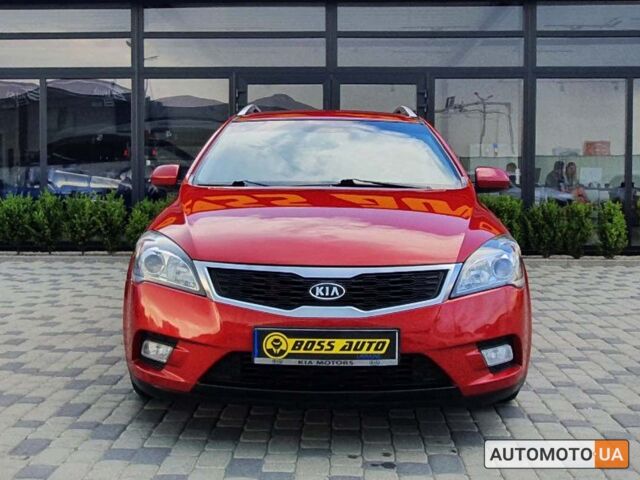 Красный Киа Сид, объемом двигателя 1.6 л и пробегом 253 тыс. км за 7300 $, фото 1 на Automoto.ua