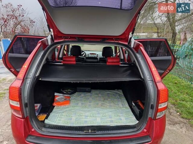 Красный Киа Сид, объемом двигателя 1.59 л и пробегом 308 тыс. км за 7200 $, фото 9 на Automoto.ua