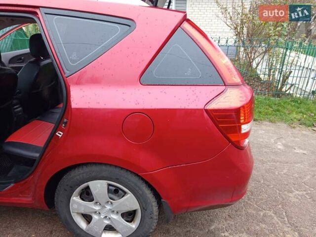 Красный Киа Сид, объемом двигателя 1.59 л и пробегом 308 тыс. км за 7200 $, фото 7 на Automoto.ua