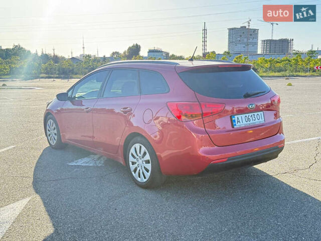 Красный Киа Сид, объемом двигателя 1.58 л и пробегом 254 тыс. км за 10500 $, фото 5 на Automoto.ua