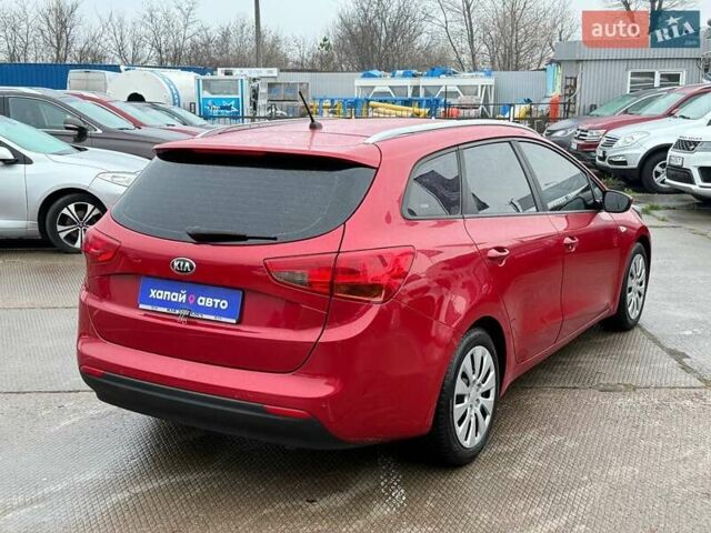 Красный Киа Сид, объемом двигателя 1.58 л и пробегом 254 тыс. км за 9800 $, фото 4 на Automoto.ua