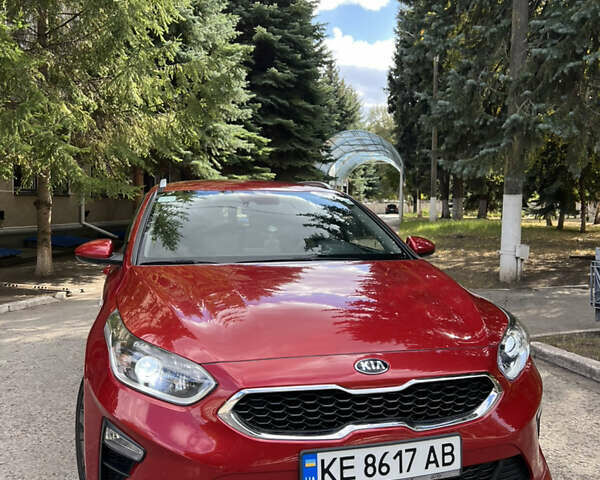 Красный Киа Сид, объемом двигателя 1 л и пробегом 56 тыс. км за 10800 $, фото 22 на Automoto.ua