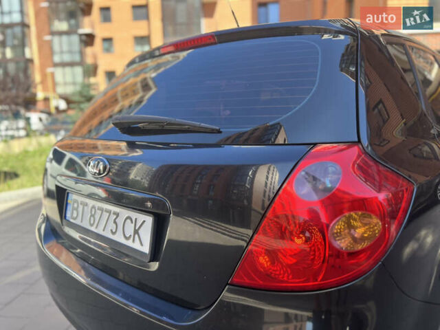 Киа Сид, объемом двигателя 1.4 л и пробегом 250 тыс. км за 5300 $, фото 4 на Automoto.ua