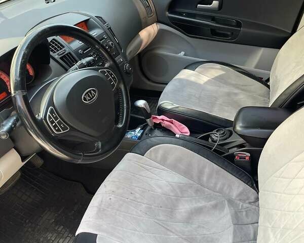 Кіа Сід, об'ємом двигуна 1.6 л та пробігом 235 тис. км за 5700 $, фото 4 на Automoto.ua