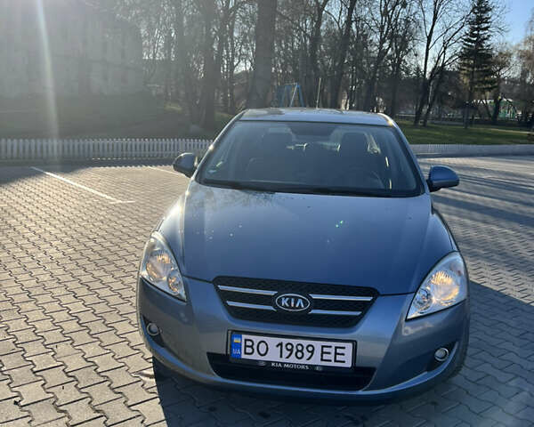 Киа Сид, объемом двигателя 1.99 л и пробегом 190 тыс. км за 6500 $, фото 4 на Automoto.ua