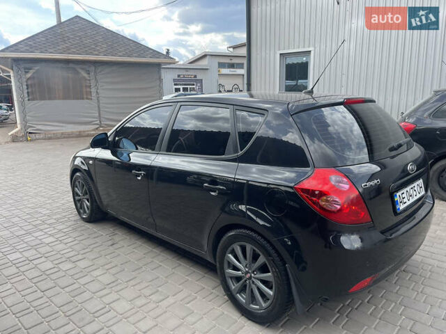 Киа Сид, объемом двигателя 1.98 л и пробегом 179 тыс. км за 7200 $, фото 3 на Automoto.ua