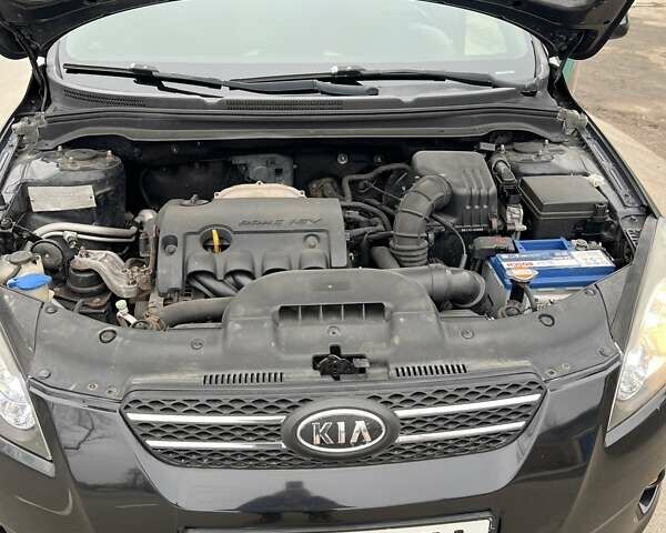 Киа Сид, объемом двигателя 1.4 л и пробегом 170 тыс. км за 5400 $, фото 18 на Automoto.ua