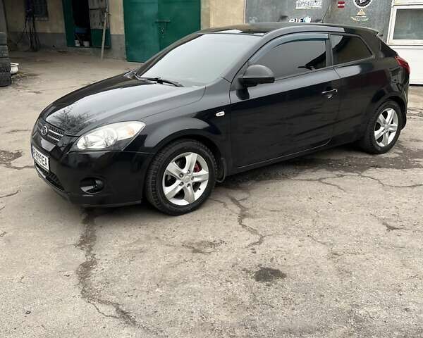 Киа Сид, объемом двигателя 1.4 л и пробегом 170 тыс. км за 5400 $, фото 3 на Automoto.ua