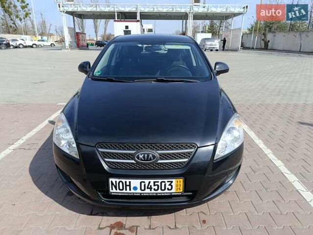 Киа Сид, объемом двигателя 1.6 л и пробегом 127 тыс. км за 6200 $, фото 4 на Automoto.ua