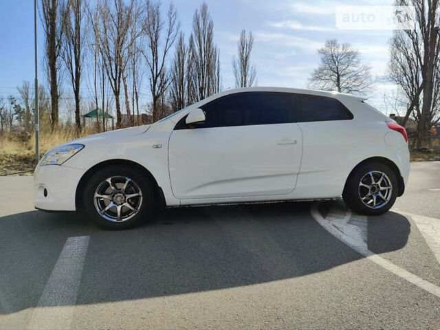 Кіа Сід, об'ємом двигуна 1.4 л та пробігом 218 тис. км за 6200 $, фото 4 на Automoto.ua