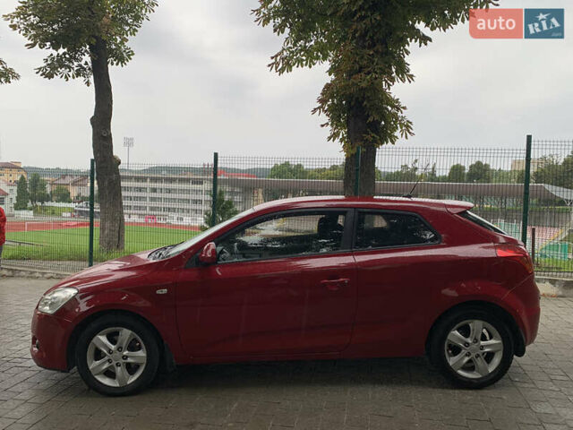 Киа Сид, объемом двигателя 1.6 л и пробегом 213 тыс. км за 4600 $, фото 2 на Automoto.ua