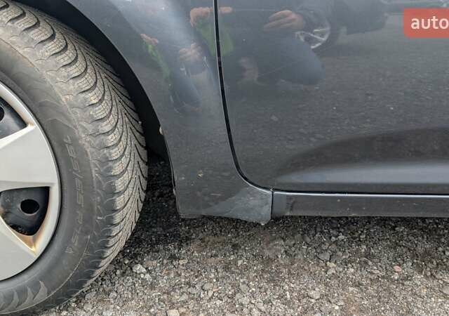 Киа Сид, объемом двигателя 0 л и пробегом 129 тыс. км за 5500 $, фото 2 на Automoto.ua