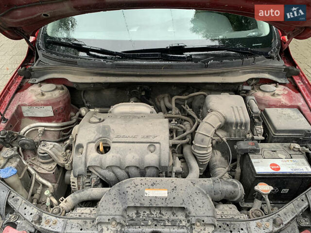 Киа Сид, объемом двигателя 1.6 л и пробегом 213 тыс. км за 4600 $, фото 7 на Automoto.ua