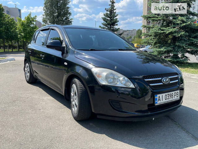 Киа Сид, объемом двигателя 1.58 л и пробегом 184 тыс. км за 4300 $, фото 1 на Automoto.ua