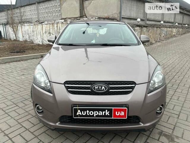 Киа Сид, объемом двигателя 1.4 л и пробегом 170 тыс. км за 5990 $, фото 7 на Automoto.ua