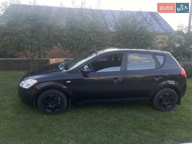 Киа Сид, объемом двигателя 1.6 л и пробегом 189 тыс. км за 5800 $, фото 4 на Automoto.ua
