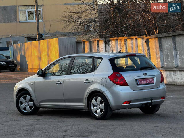 Киа Сид, объемом двигателя 1.6 л и пробегом 191 тыс. км за 6200 $, фото 4 на Automoto.ua