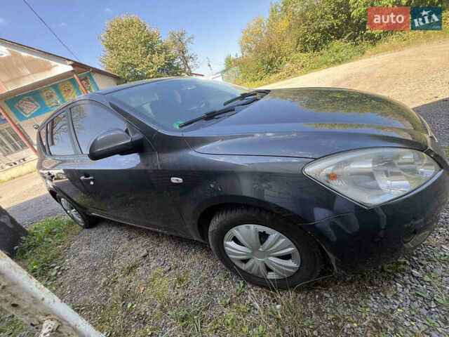 Киа Сид, объемом двигателя 0 л и пробегом 200 тыс. км за 5500 $, фото 7 на Automoto.ua
