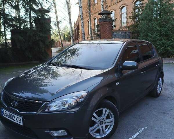 Киа Сид, объемом двигателя 1.6 л и пробегом 268 тыс. км за 6200 $, фото 6 на Automoto.ua