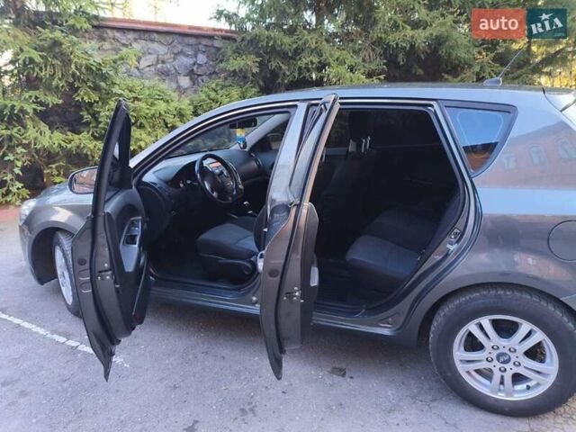 Киа Сид, объемом двигателя 1.6 л и пробегом 268 тыс. км за 6200 $, фото 5 на Automoto.ua