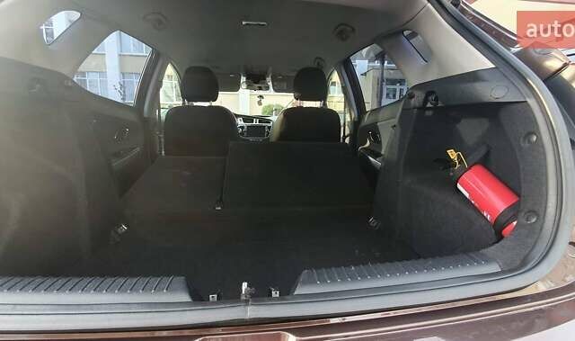 Киа Сид, объемом двигателя 1.59 л и пробегом 119 тыс. км за 10000 $, фото 28 на Automoto.ua