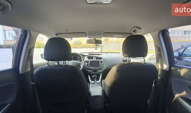 Киа Сид, объемом двигателя 1.59 л и пробегом 119 тыс. км за 10000 $, фото 18 на Automoto.ua