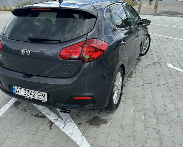 Киа Сид, объемом двигателя 1.6 л и пробегом 181 тыс. км за 9500 $, фото 5 на Automoto.ua