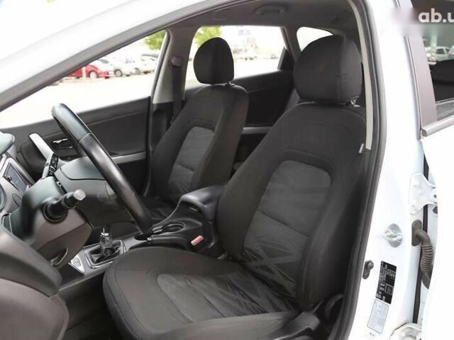 Кіа Сід, об'ємом двигуна 1.6 л та пробігом 247 тис. км за 9990 $, фото 9 на Automoto.ua