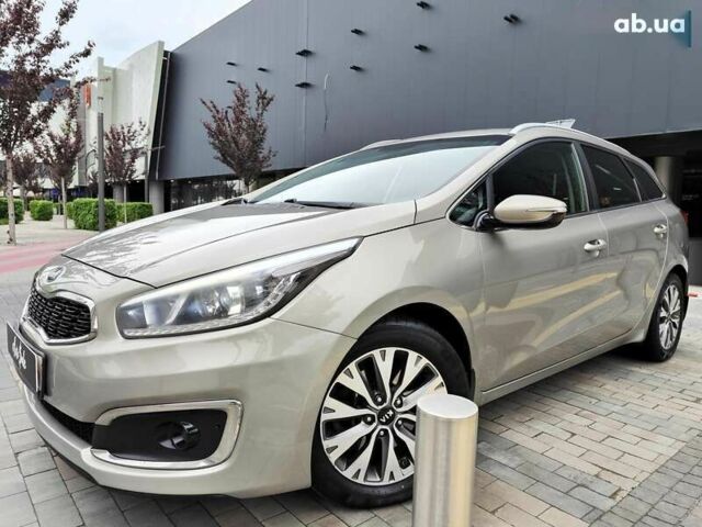Киа Сид, объемом двигателя 1.6 л и пробегом 191 тыс. км за 9990 $, фото 2 на Automoto.ua